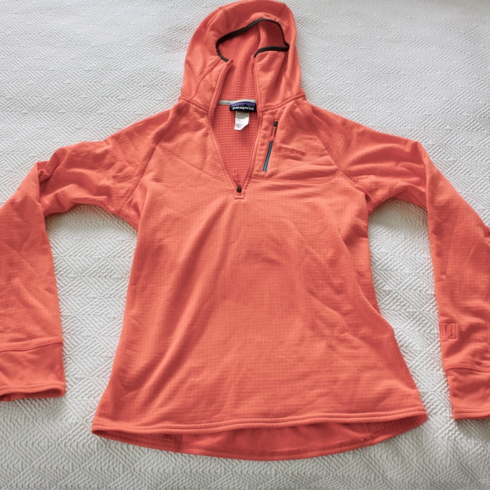 Women's Patagonia Half Zip Pullover, size Small